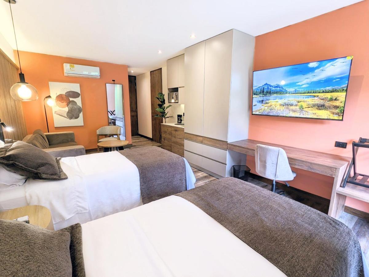 Hotel Blues Suites