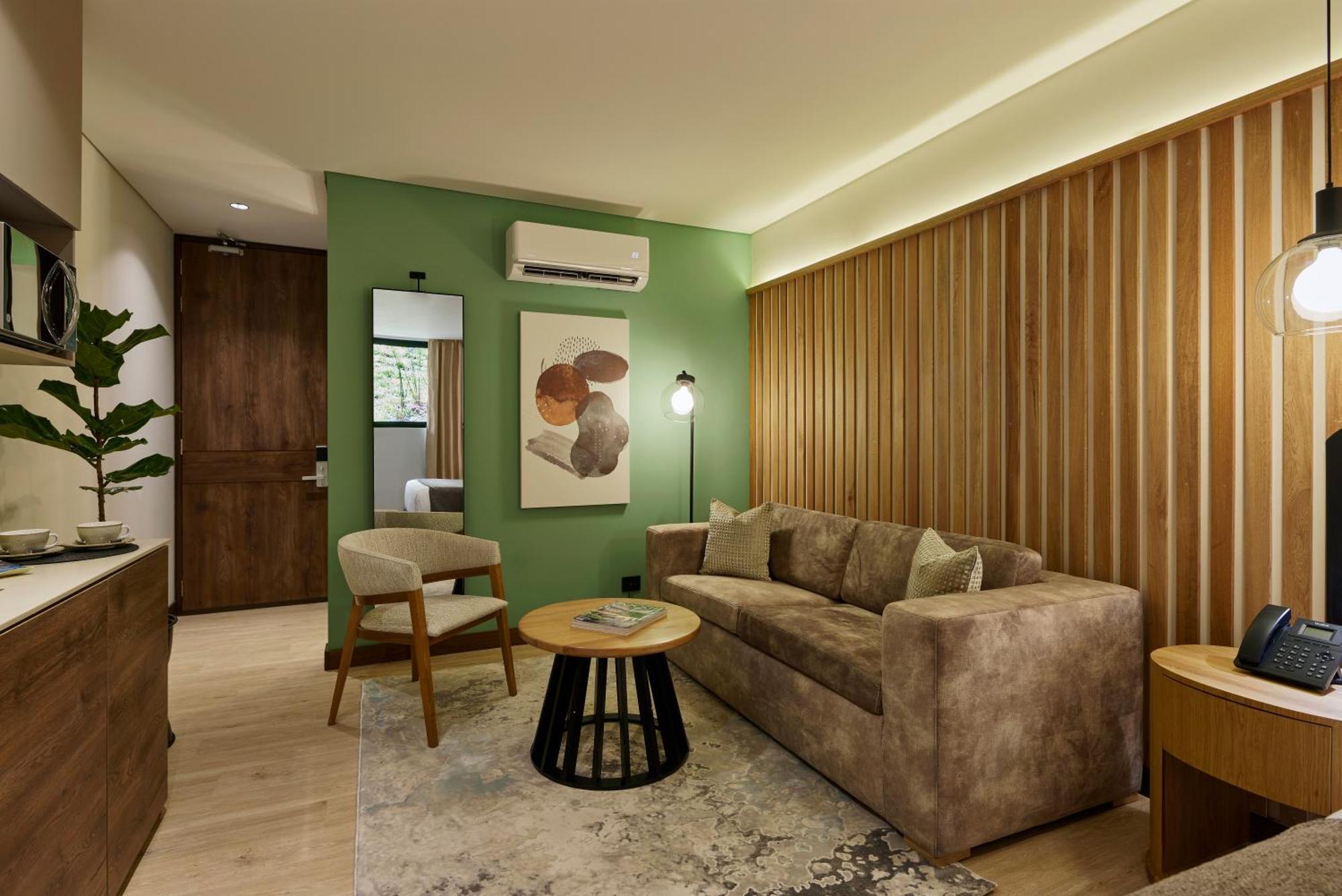 Blues Hotel 4*